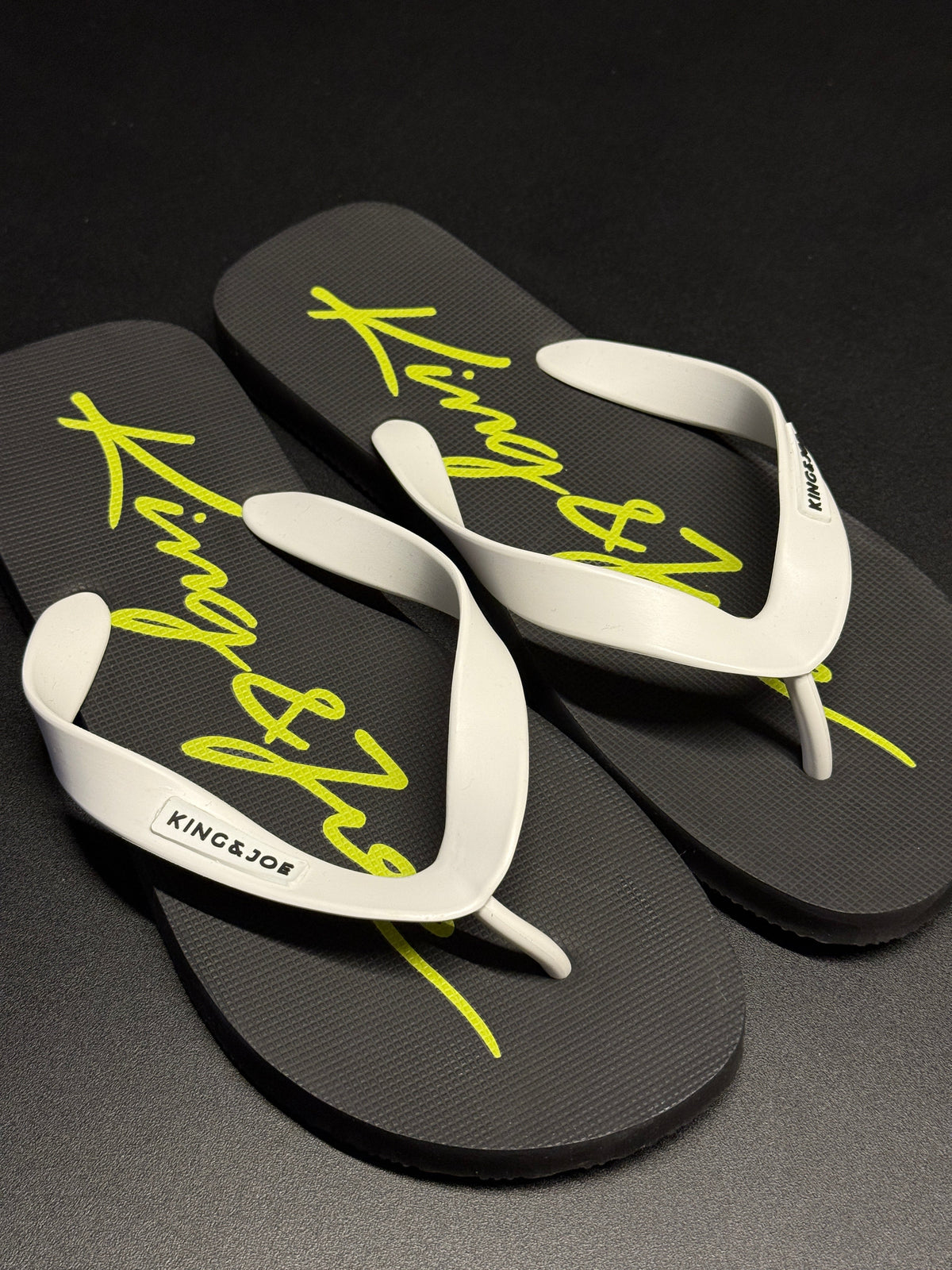 CHINELO MASC KING MANUSCRITO PRETO