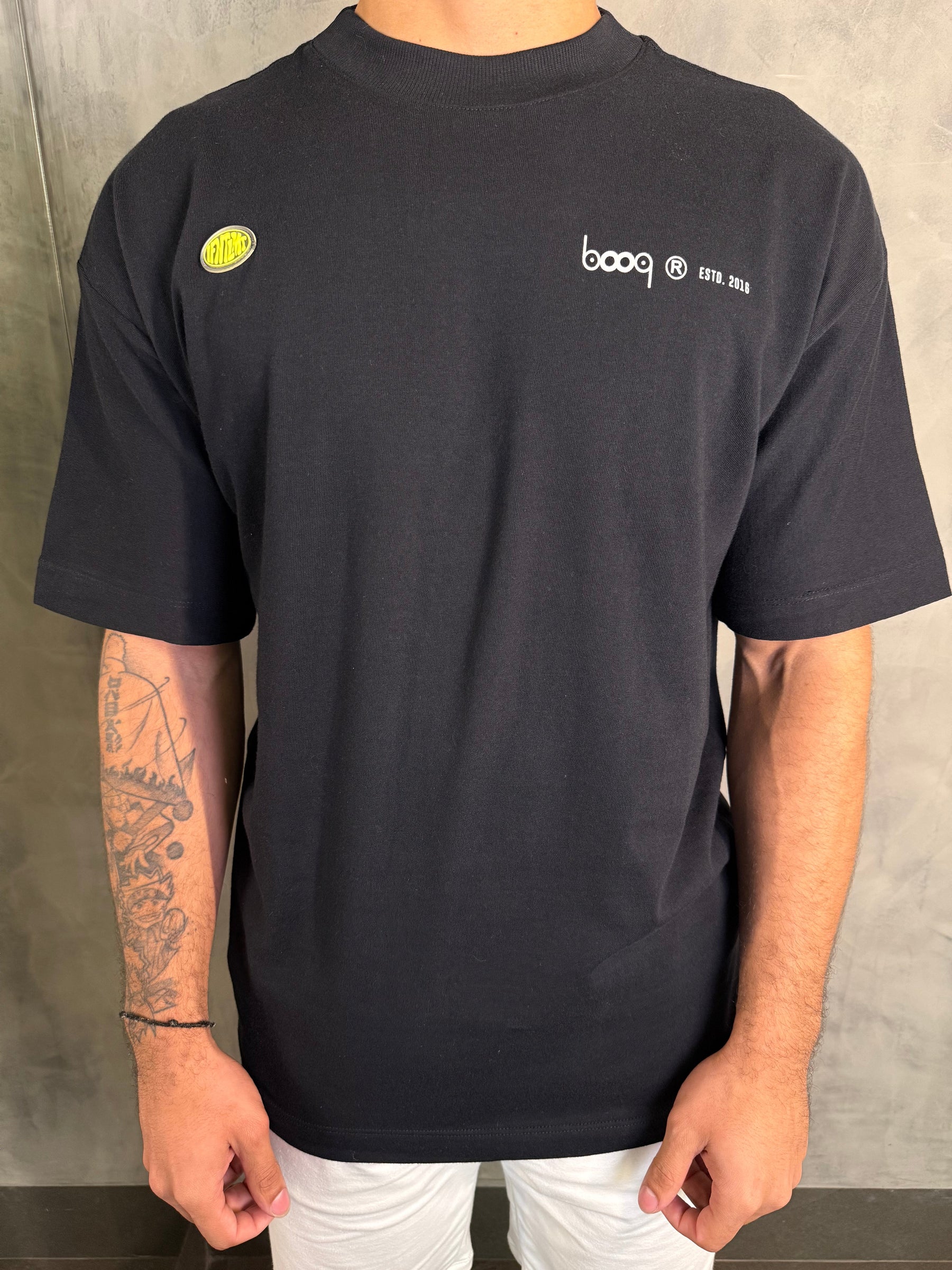 T-SHIRT OVERSIZED BOX IFNT THE LIMIT BOOQ