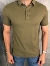 POLO REGULAR COTELÊ DLZ VERDE CROCO