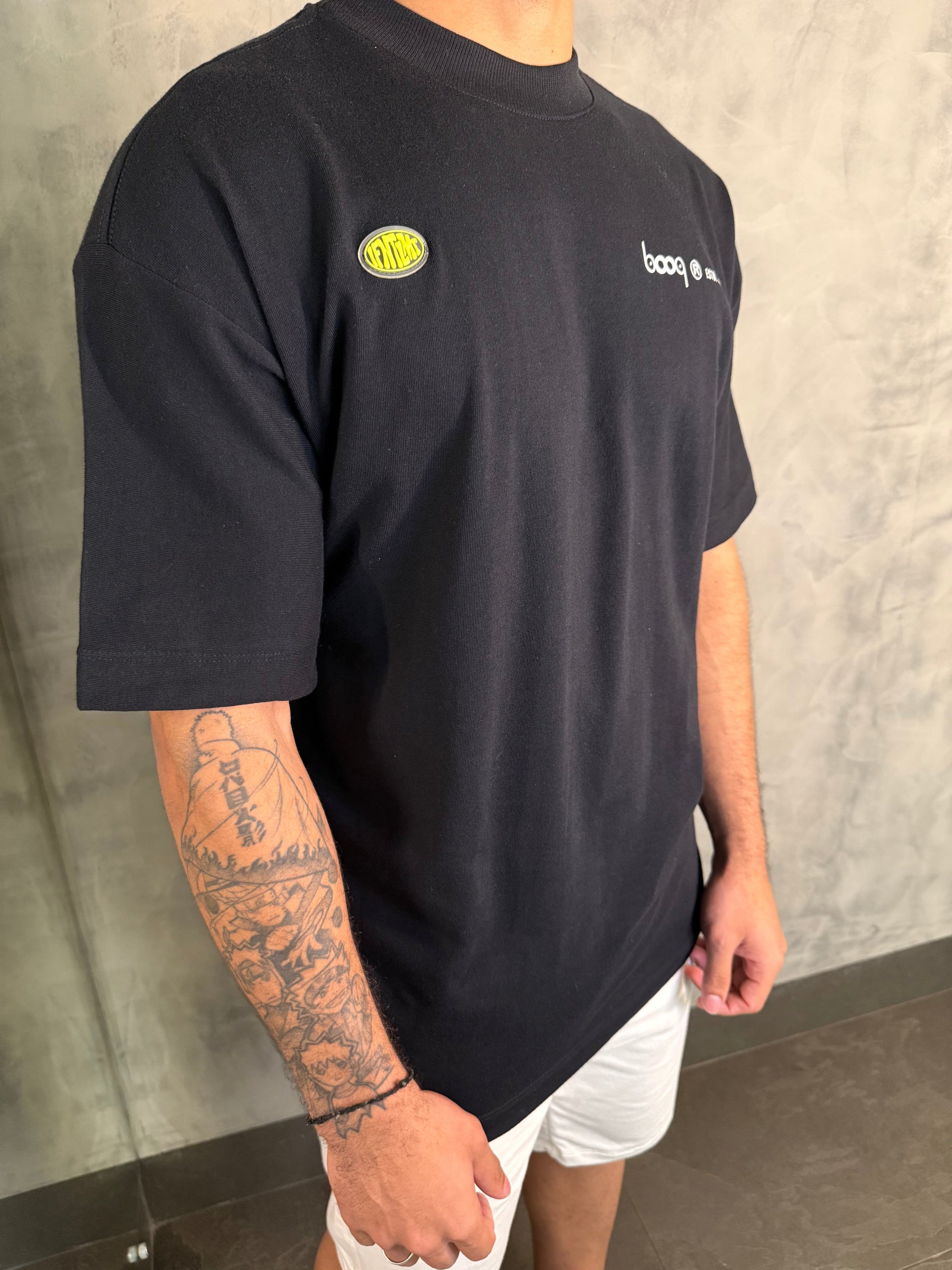 T-SHIRT OVERSIZED BOX IFNT THE LIMIT BOOQ