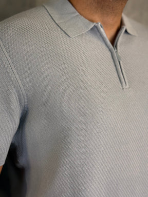 POLO TRICOT ZIPER TEXTURIZADA PONTO H