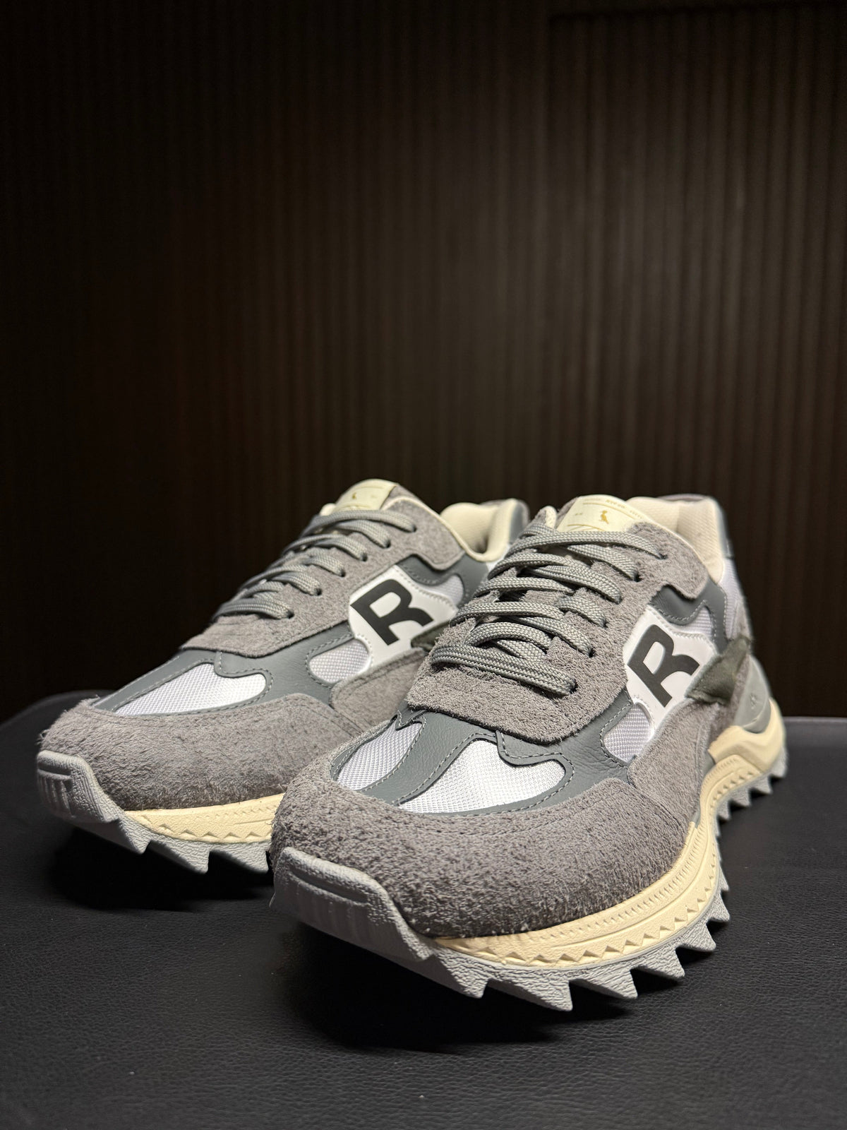 TÊNIS RSV R-BROOKLYN RESERVA TITÂNIO