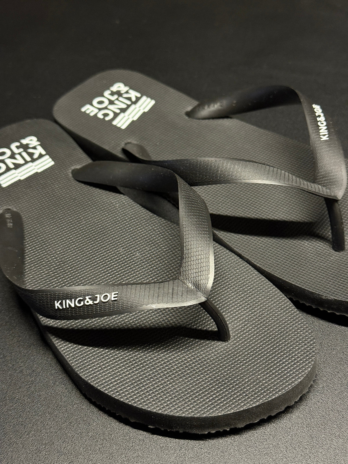 CHINELO MASC BÁSICO BANDEIRA KINGEJOE PRETO