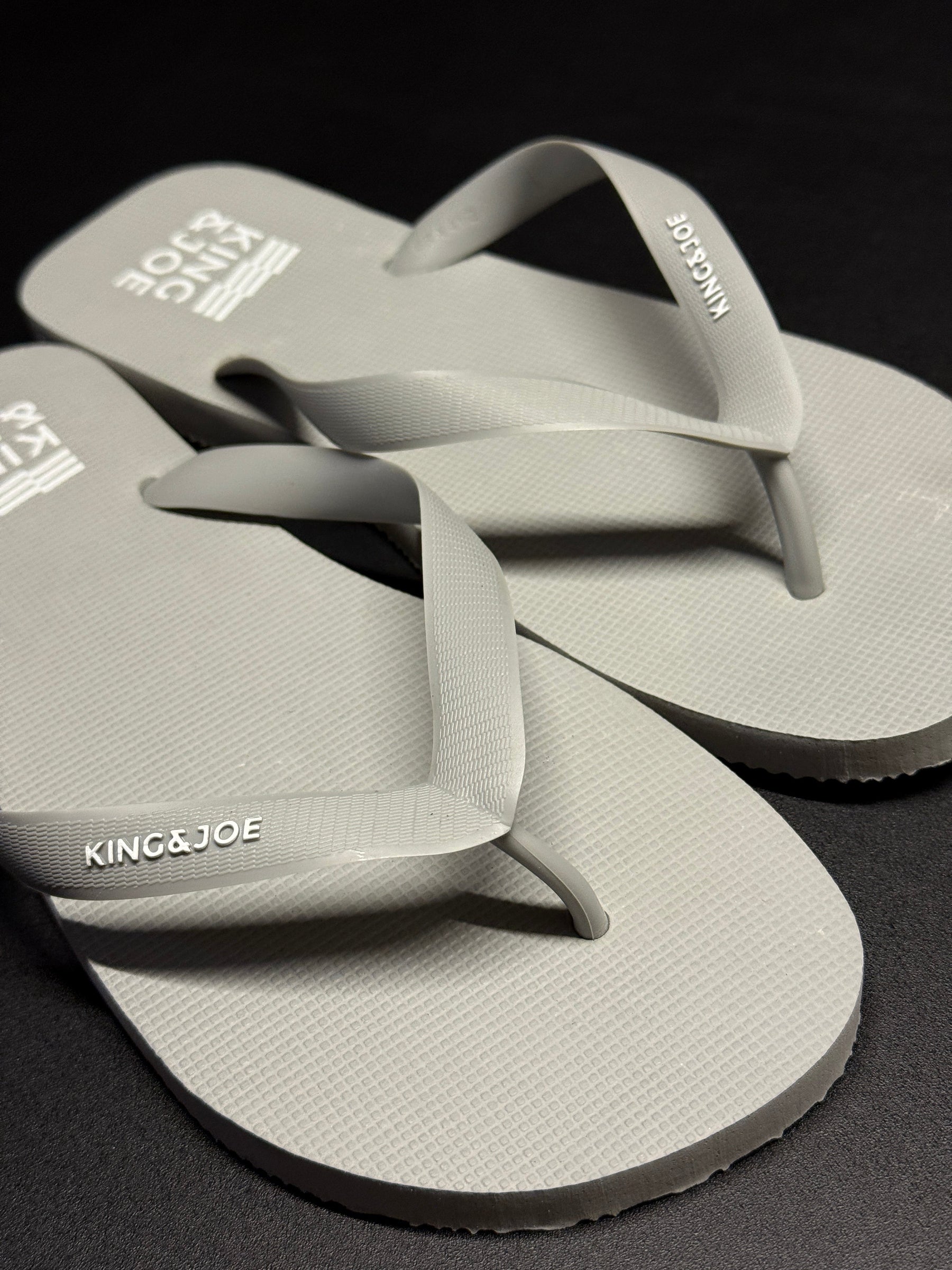 CHINELO MASC BÁSICO BANDEIRA KINGEJOE CINZA